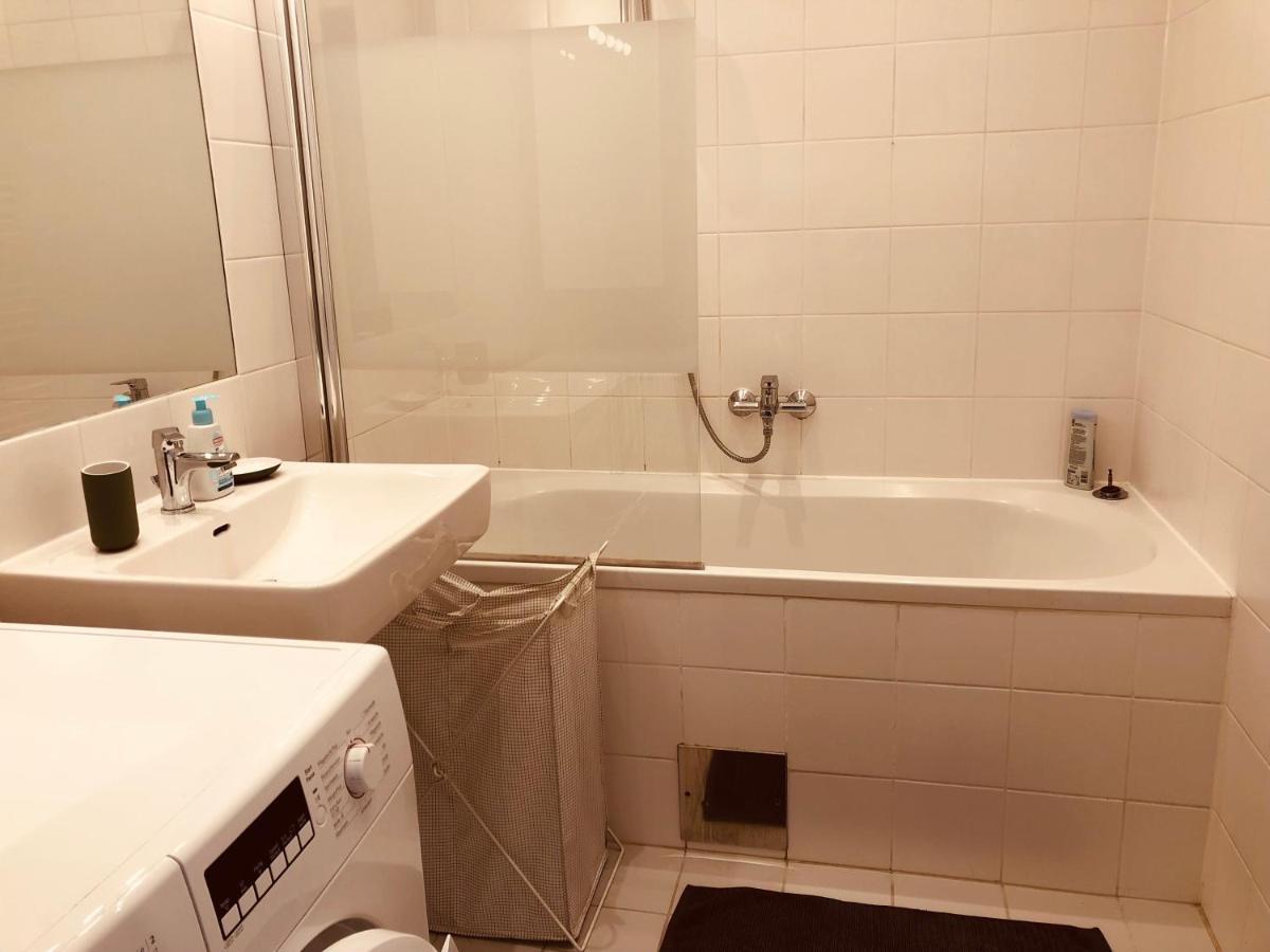 Helle 4 Zimmer Familien-Wohnung Mit Balkon! Schloss Schonbrunn In Gehdistanz Wien Ngoại thất bức ảnh
